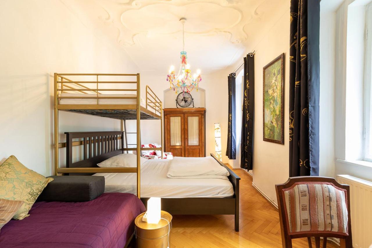 Ba//Rock-Appartement Грац Екстер'єр фото